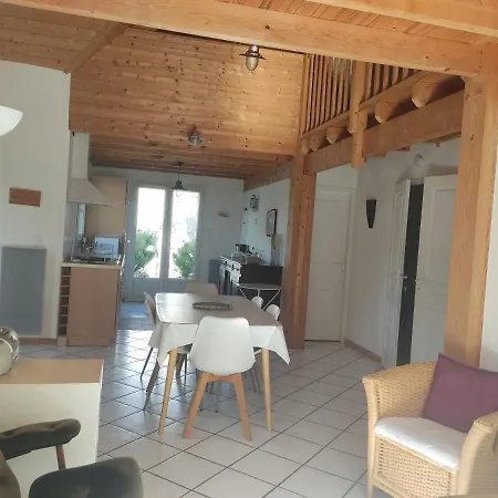 La Maison D'elisa Nyaraló